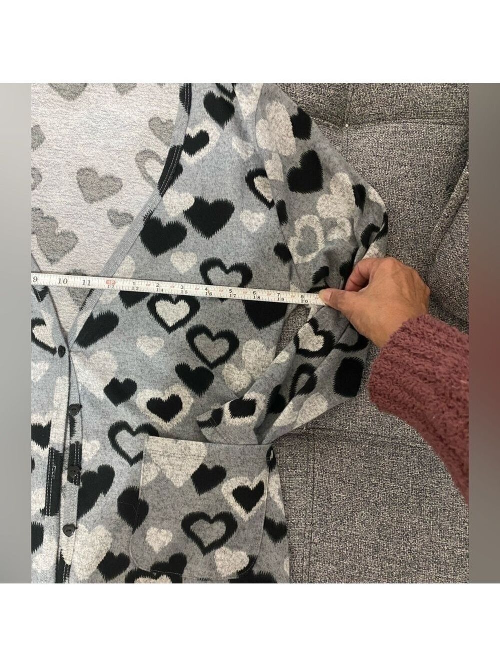 DILI for your apparel Cardigan platonic heart print M/L gray and black - Picture 5 of 9